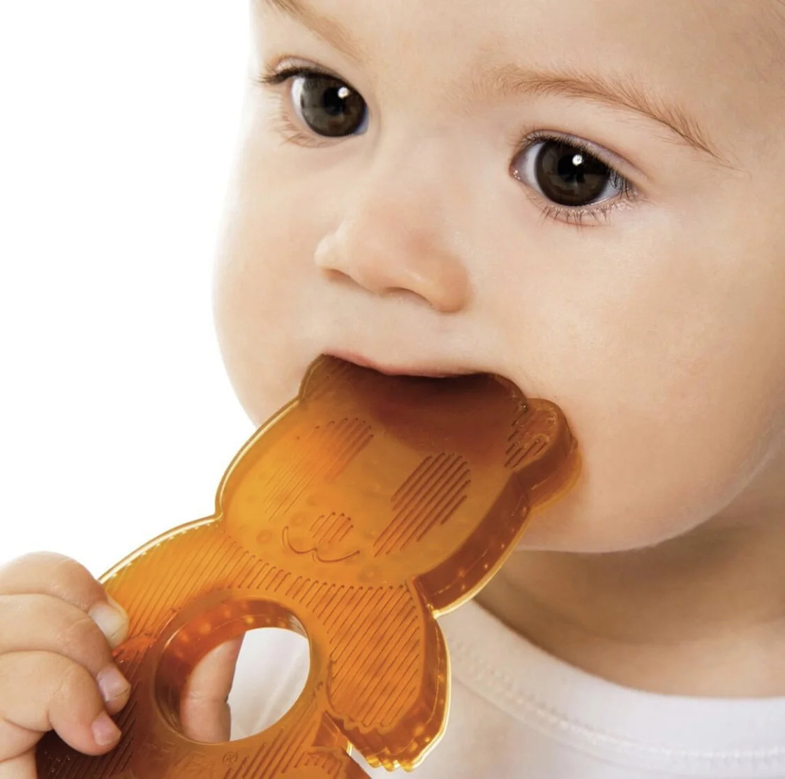 Choosing a Non-Toxic Pacifier and Teether