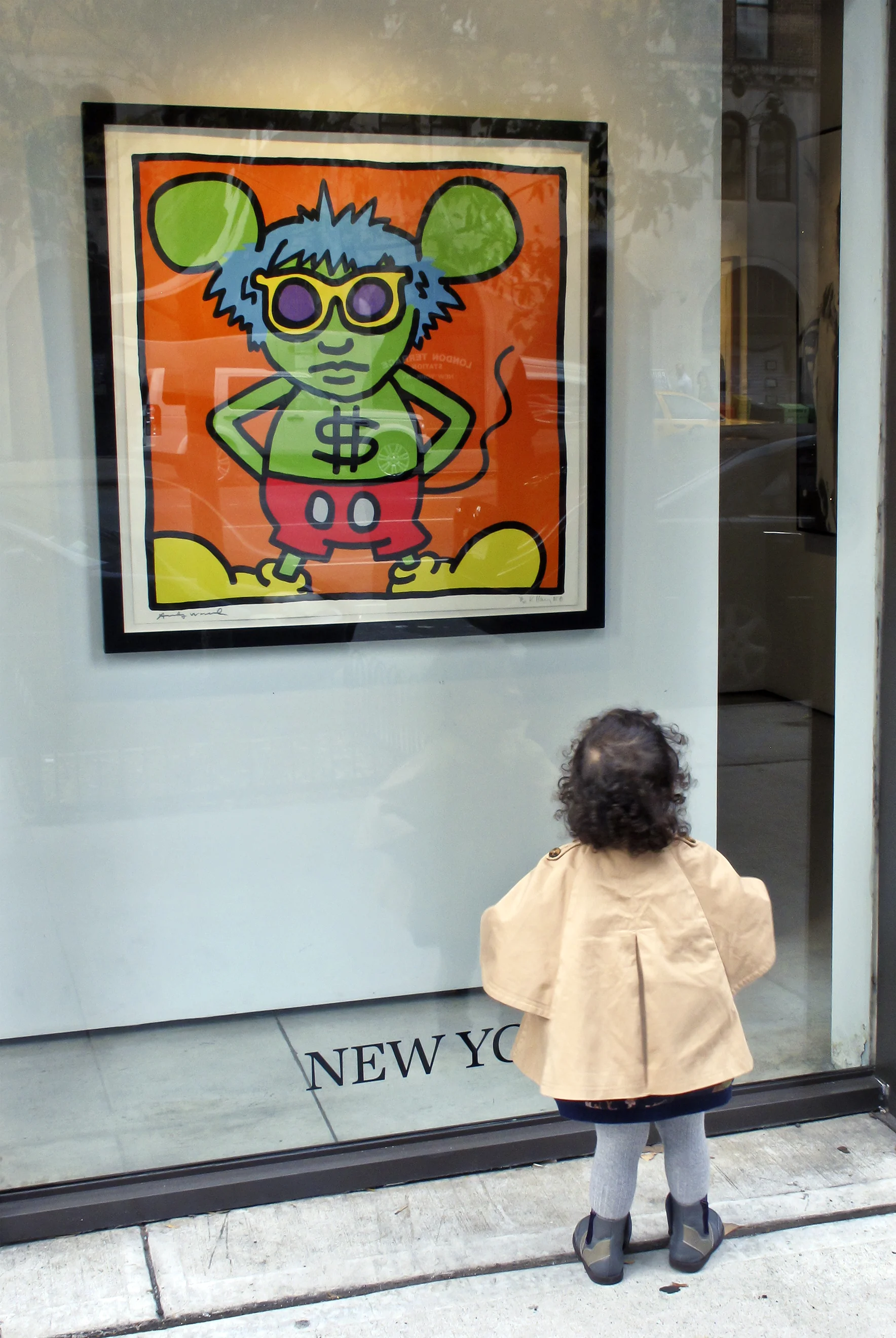 NY Gallery goer 12x copy.jpg