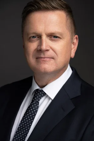 Max Handforth Professional Headshots Vancouver I Corporate Business Team Headshots