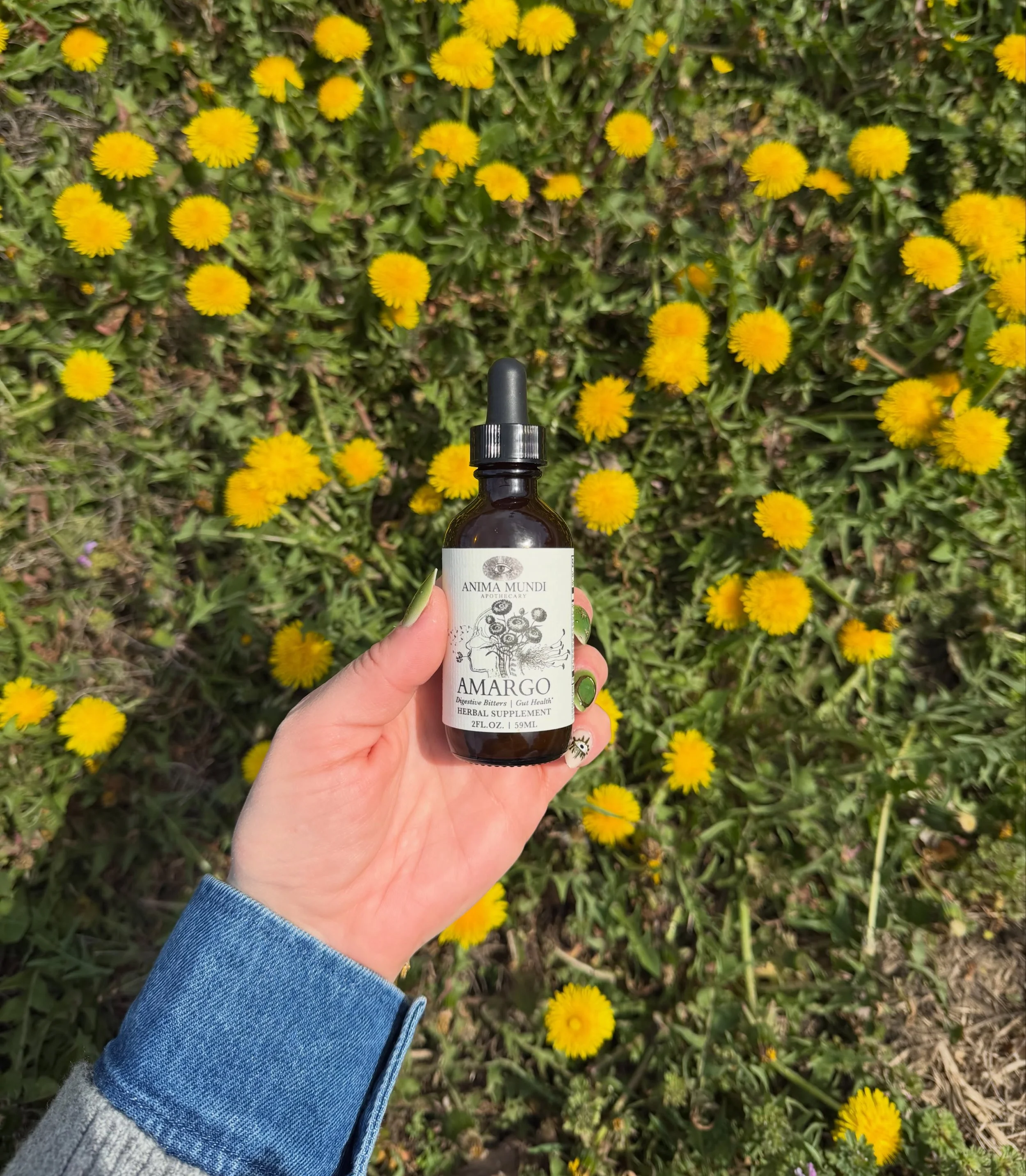 An Herbal tincture crafted for digestive balance 🌿 

Amargo is a potent blend of bitter roots, barks, and aromatic herbs traditionally used to support healthy digestion, liver function, and metabolic balance. 

This formula helps stimulate digestive