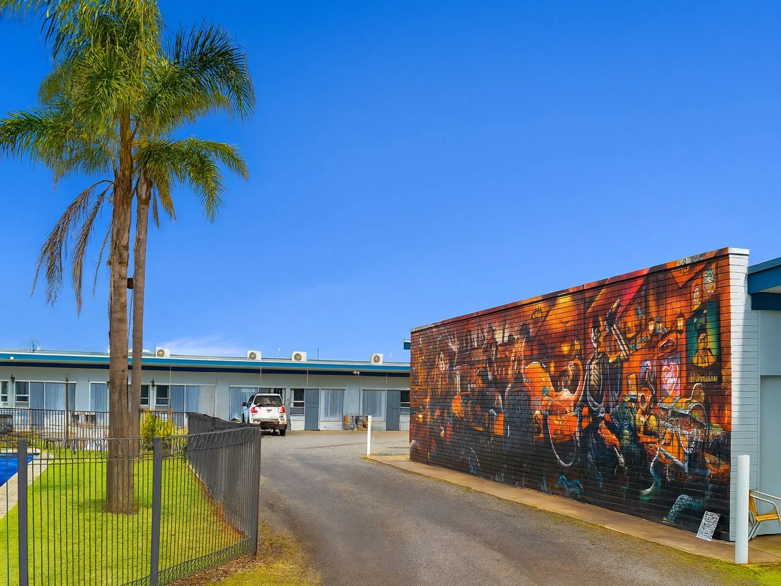 Wilsons_Prom_Motel_Mural_1600x1200.jpeg