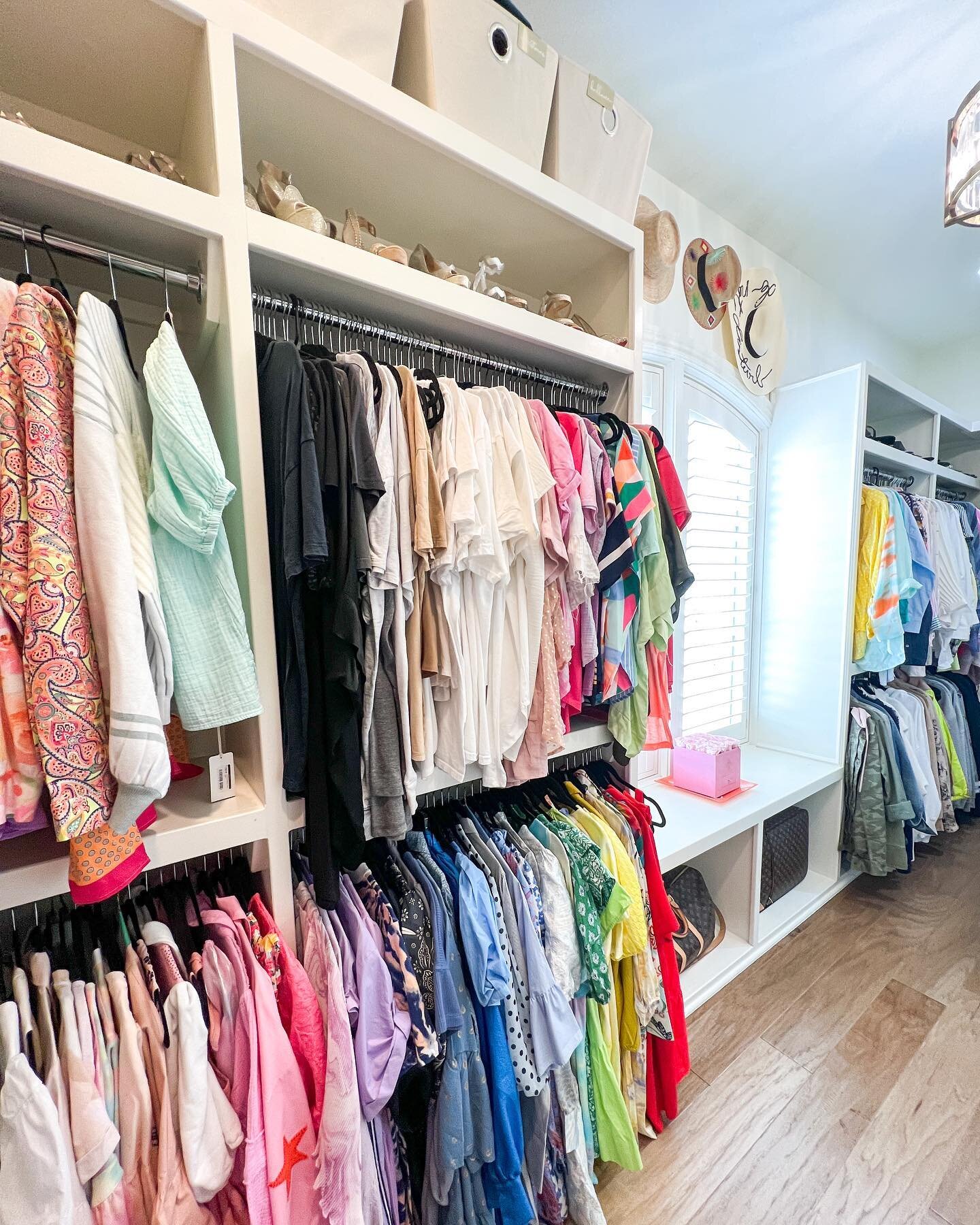 What&rsquo;s better than a Barbie Dream Closet? This real life closet. 💕

This closet has been my favorite closet to organize to date!