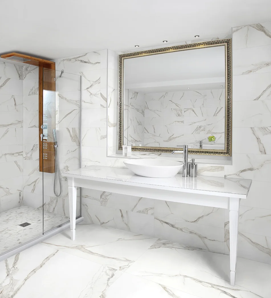 65-200_65-506_10.5x32 and 16x32_Mayfair_Calacatta_HD_Tile_pol_Lifestyle.jpg