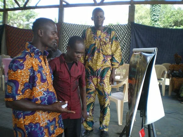 flipchart-at-work-in-africa.jpg