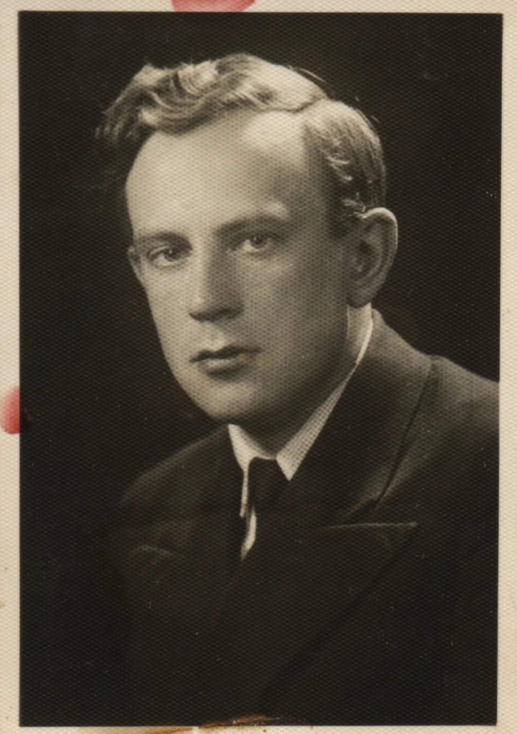 N.N. Pen’kin (1906-1941), an active member of RSKhD, Estonia.