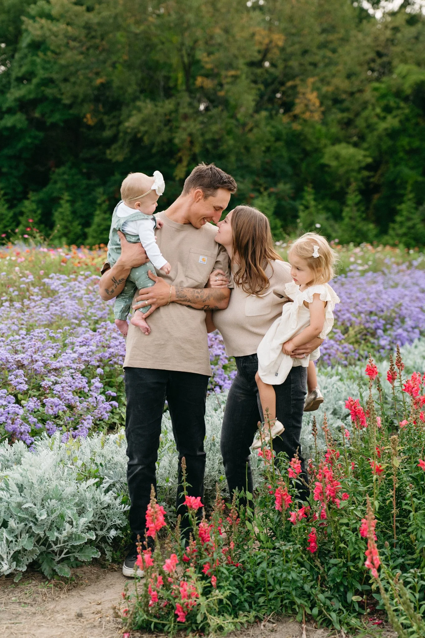 Summer Dreams Flower Farm Ortonville MichiganRachelle-Welling-Photography-1-2.jpg