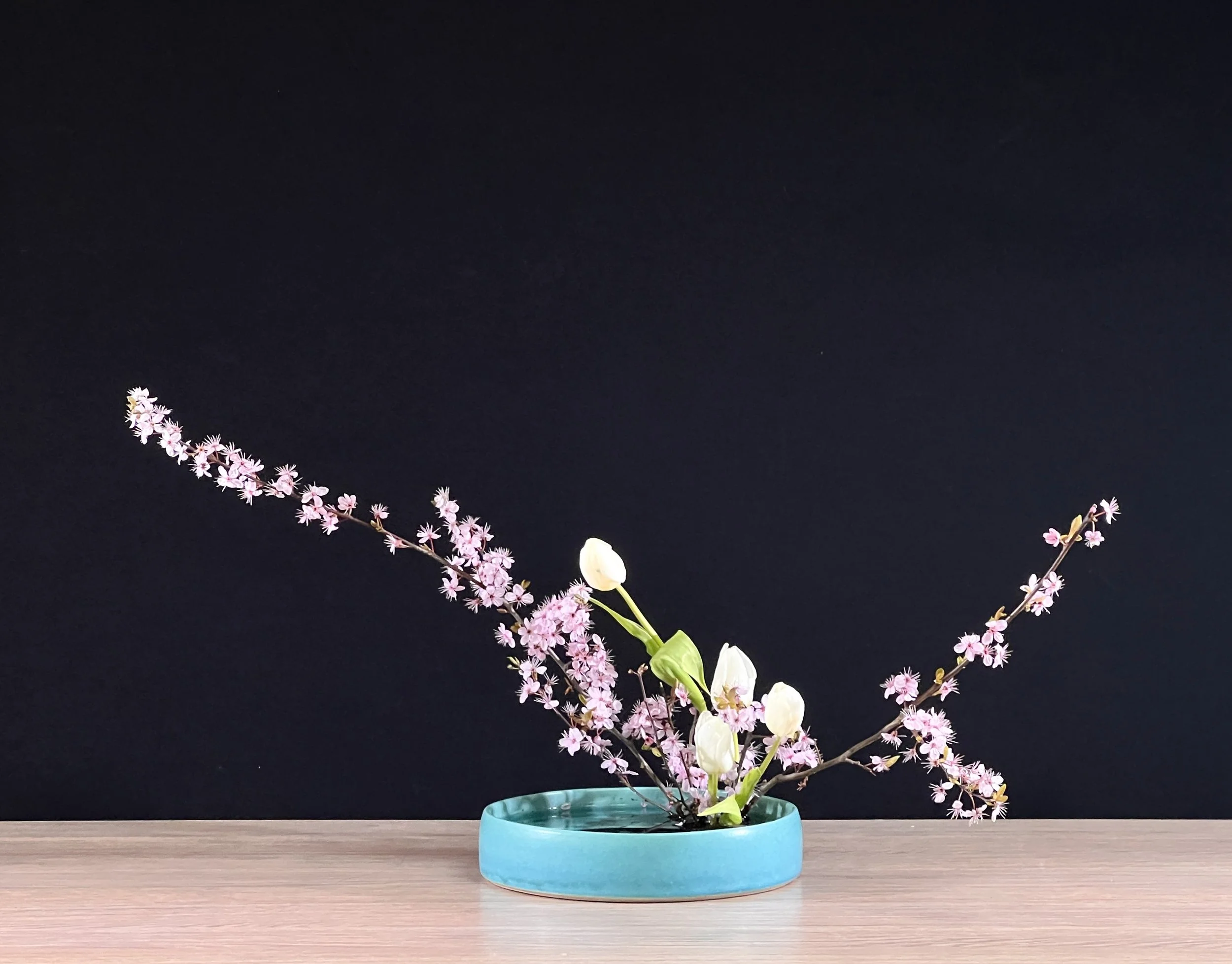 Voorbeeldschikking var. 2 Slanting Style Moribana - Eindhoven 