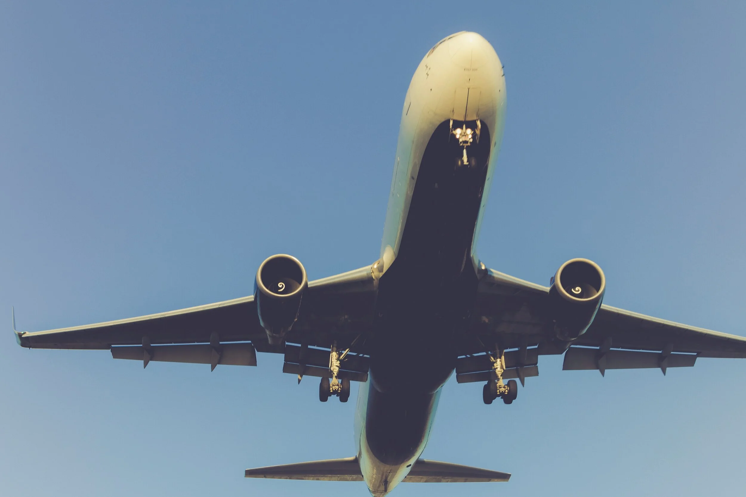Commercial Plane Landing.jpg
