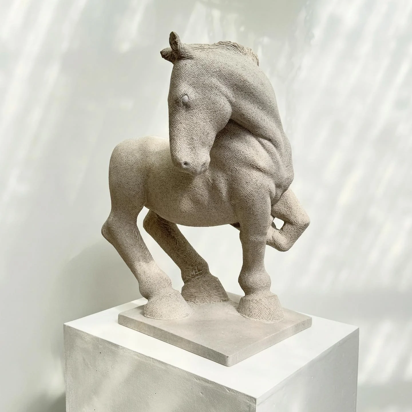 MQ-Horse I.-2025_ Nebresina Dark Limestone_ 56 x 42 x 27cm_ € 14,600.JPG