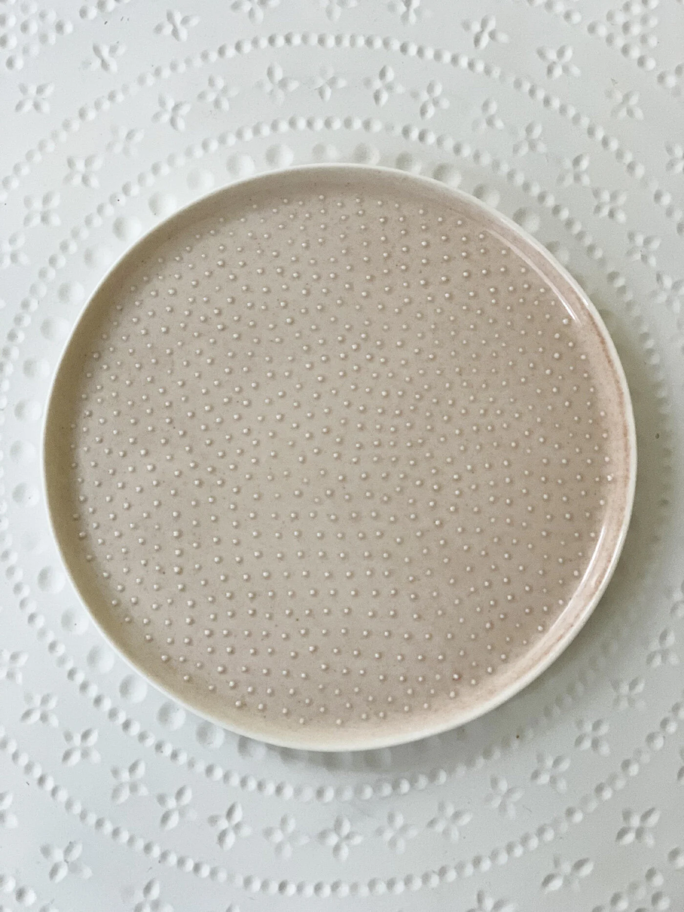 Grande assiette de présentation en céramique