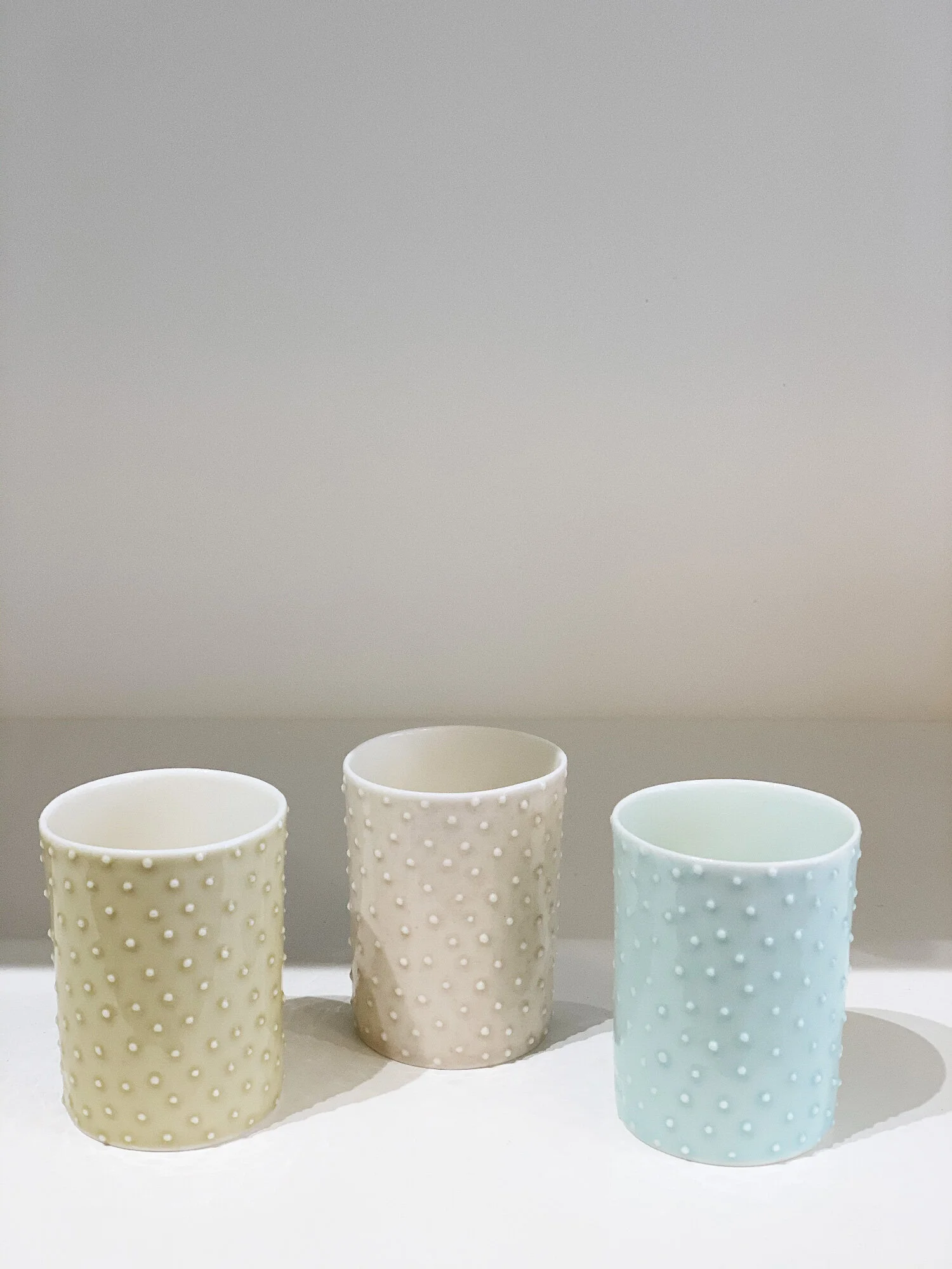 Tasse à café en céramique aux tons pastel