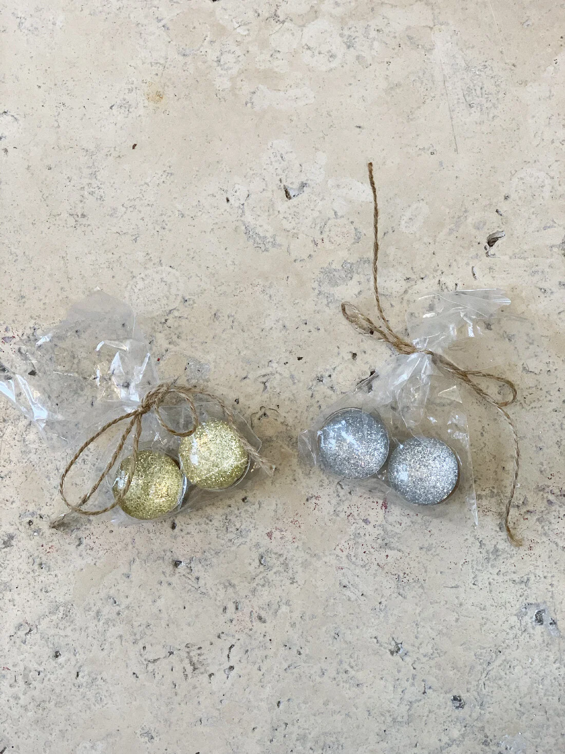 Boutons magnets pailletés