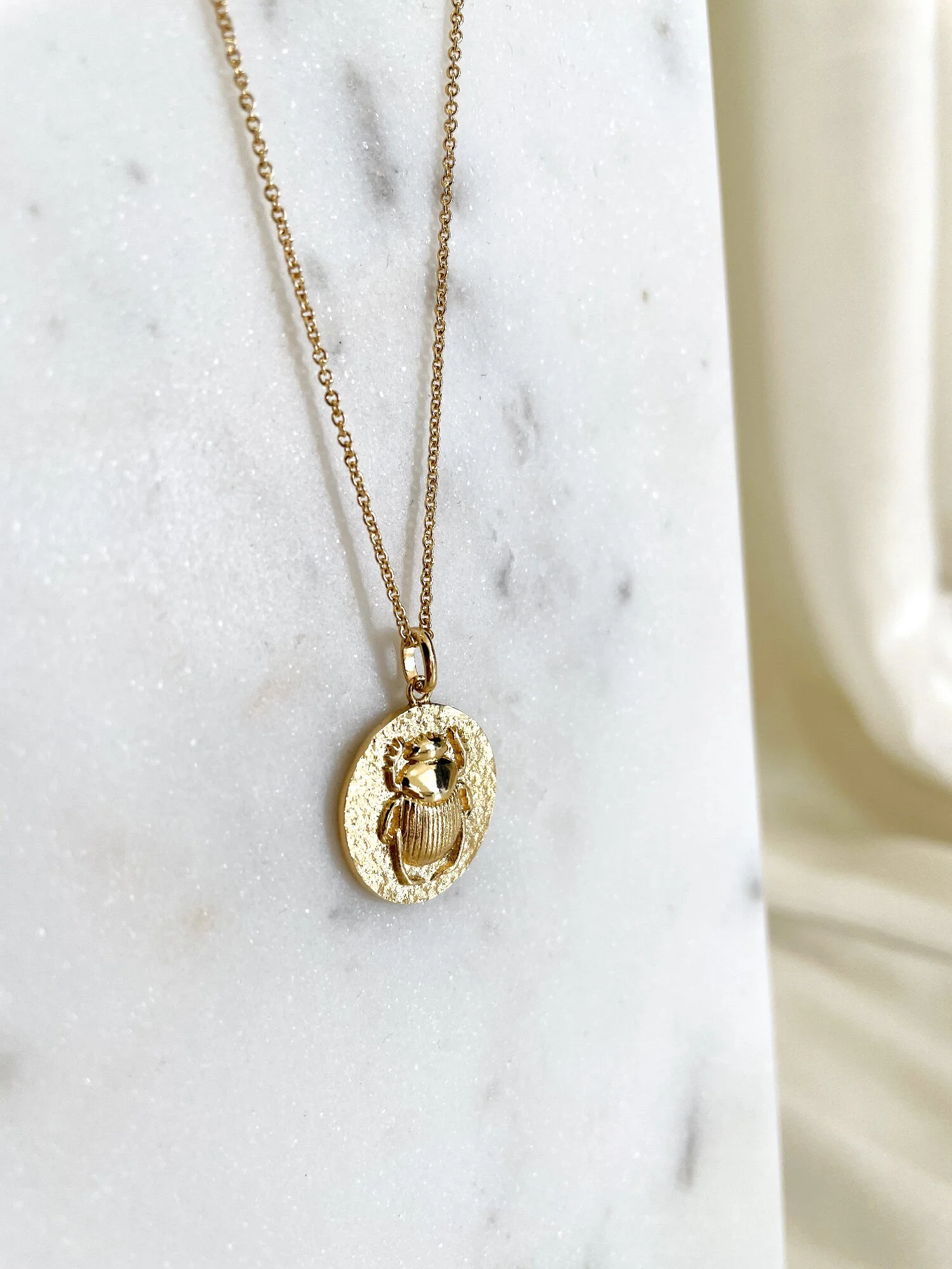 collier-scarabe-2.jpg