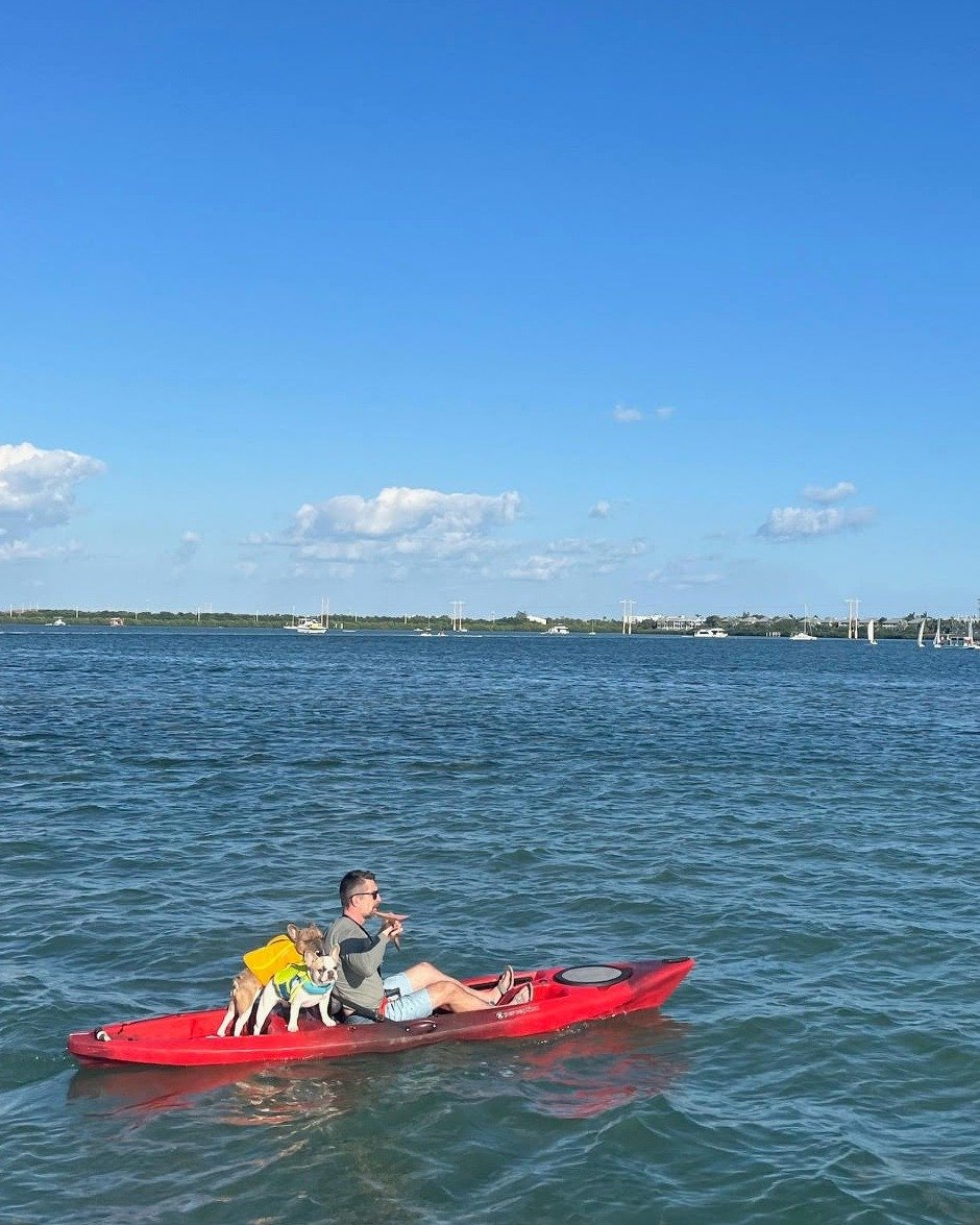 A wonderful, up close and personal way to explore the waters off the Florida Keys is kayaking or paddle boarding. Whether you do that off the Outpost, during an eco-tour, or right off the dock, we can improve your view of the world!
.
.
.
 #dogfriend