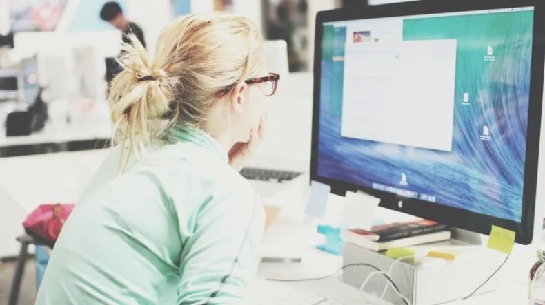 How to Choose a Human Resources Information System (HRIS) for Your Company