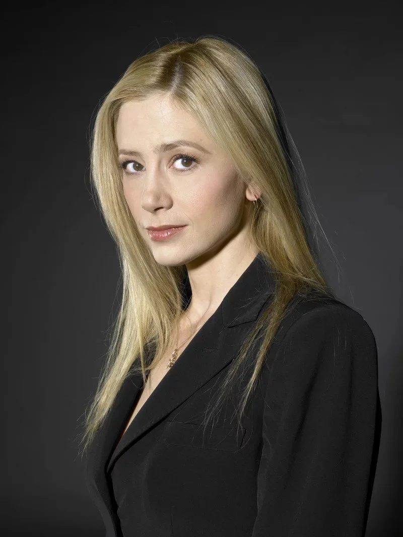 mira_sorvino.jpg
