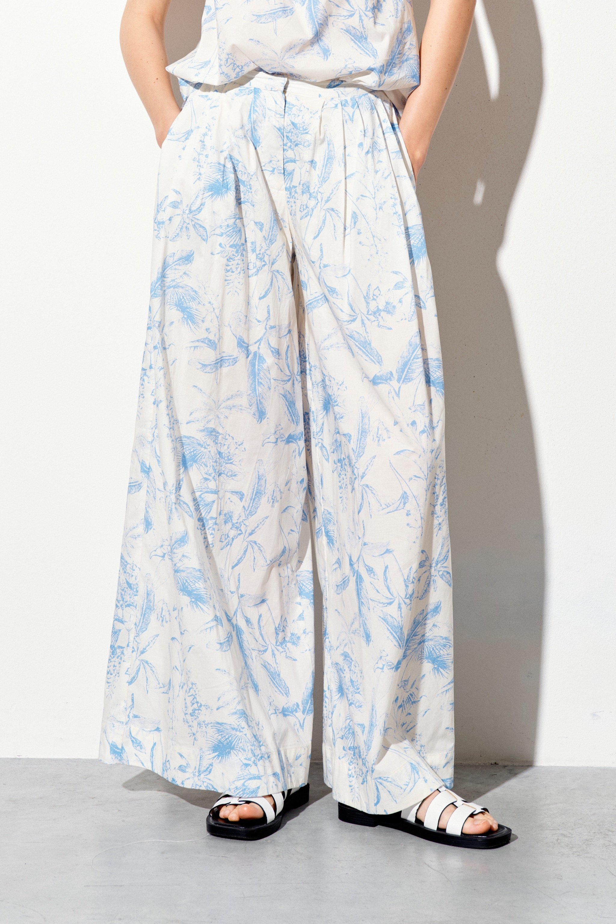 Image 353.jpg