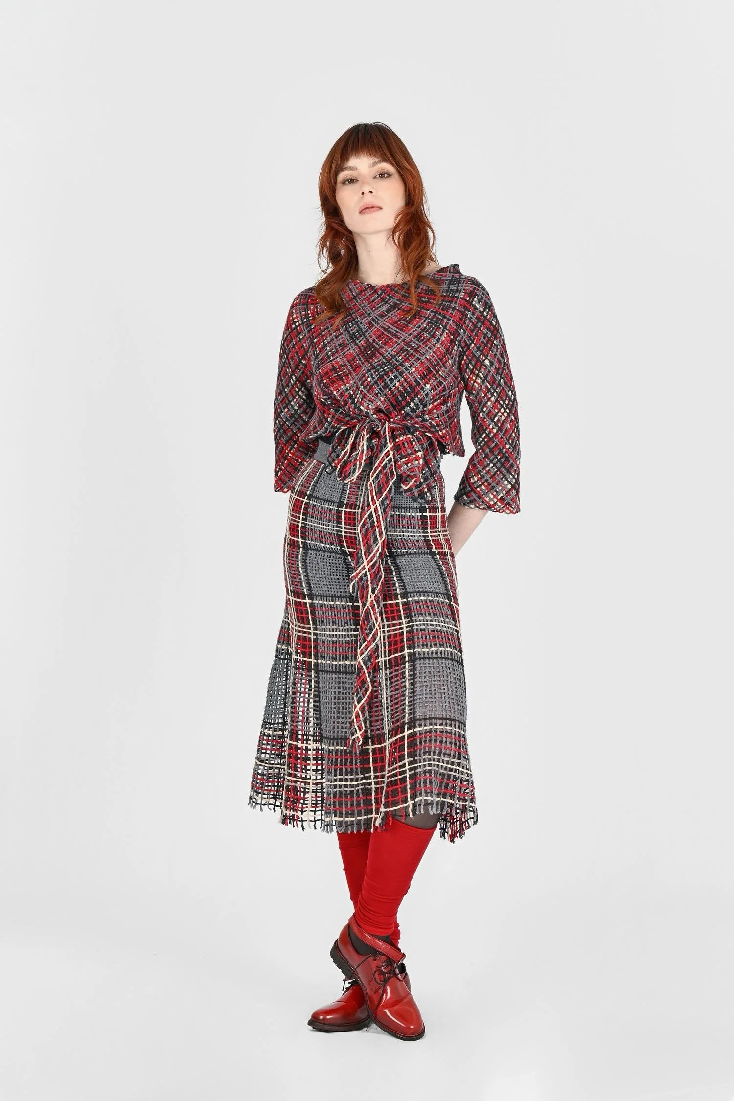 Classic Fitted Midi Skirt - Pé de Chumbo