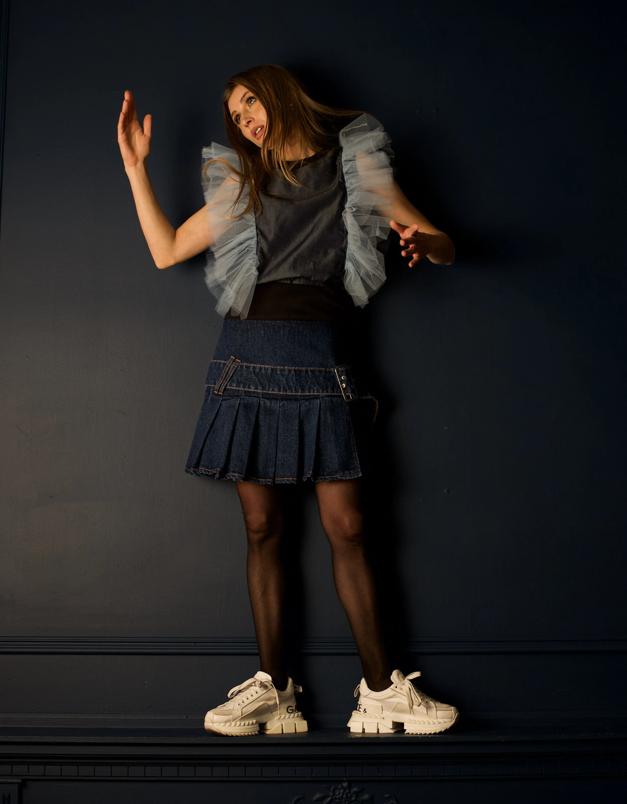 ruffle top : kilt outift 2.JPG