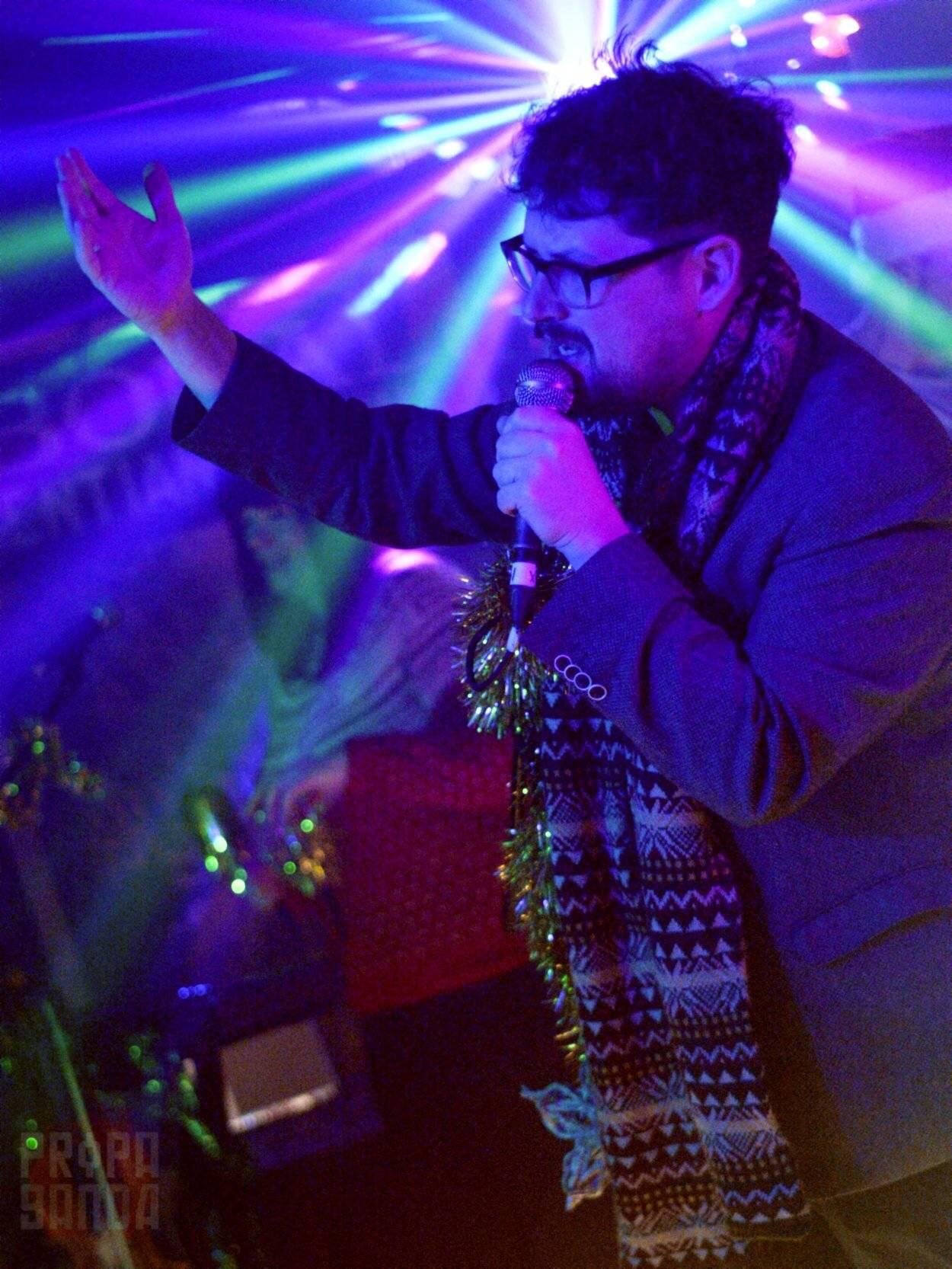 Divine intervention by Merrym’n for singalongs and LOLs. Taken by Lee Ball.