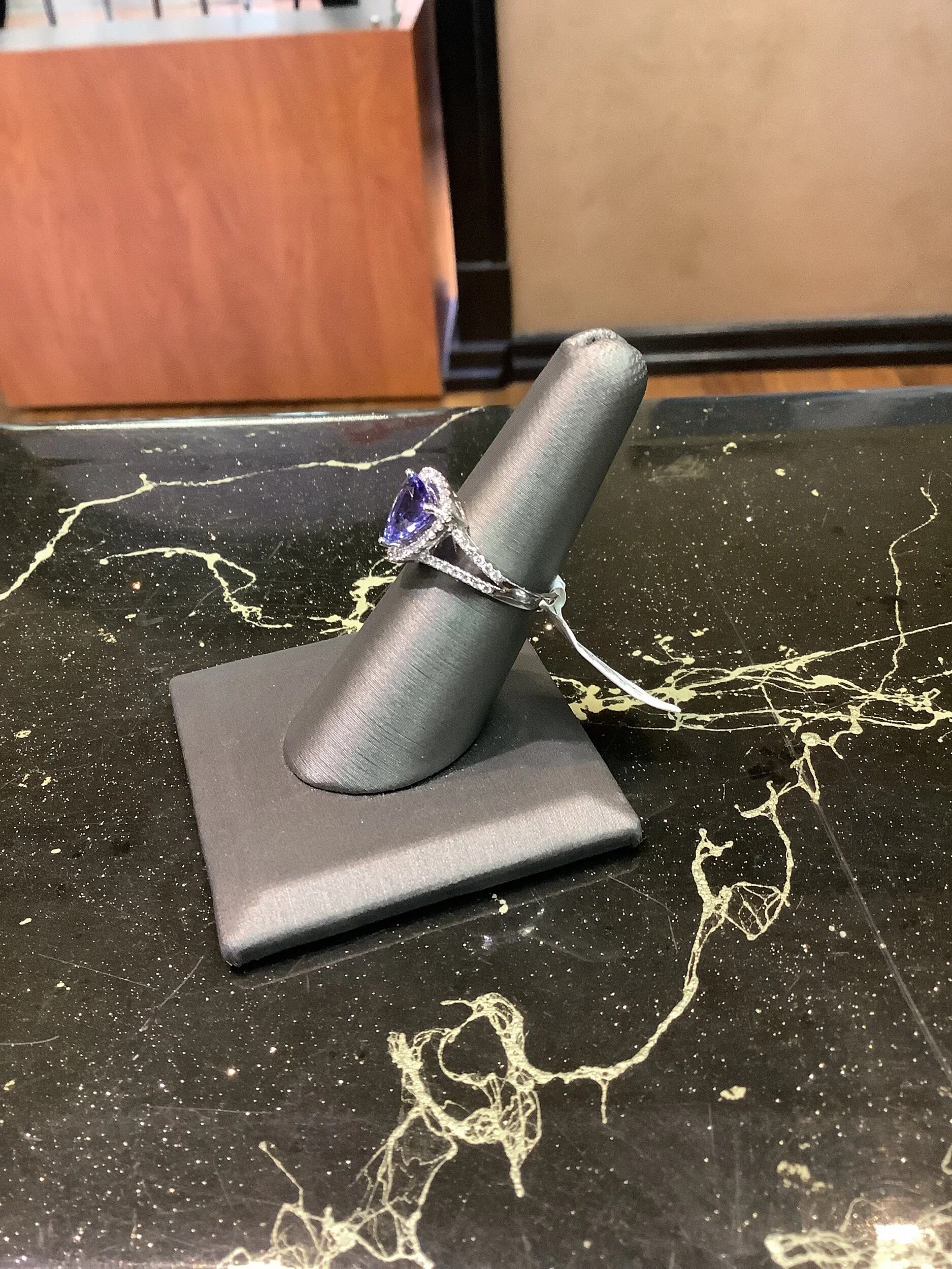 F144556A-09DF-42EC-BB61-70A4CCE53698