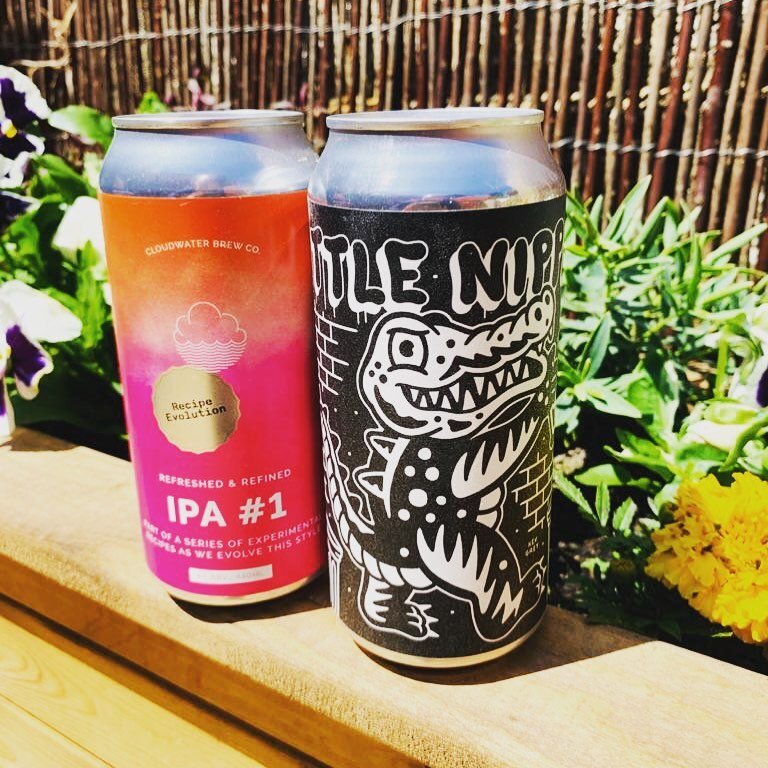 It&rsquo;s another cracking day here @wildkitebottleshop Great Missenden. 
Why not pop in for your favourite cold refreshment.

New in the fridges today we have these two little beauties.

Cloudwater IPA recipe #1. @cloudwaterbrew 

Black Iris &ldquo