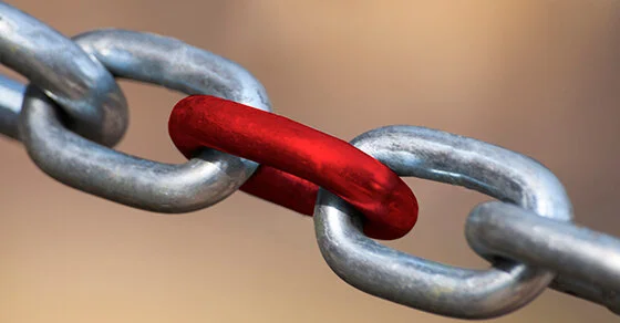 STRENGTHEN YOUR SUPPLY CHAIN WITH CONSTANT RISK AWARENESS