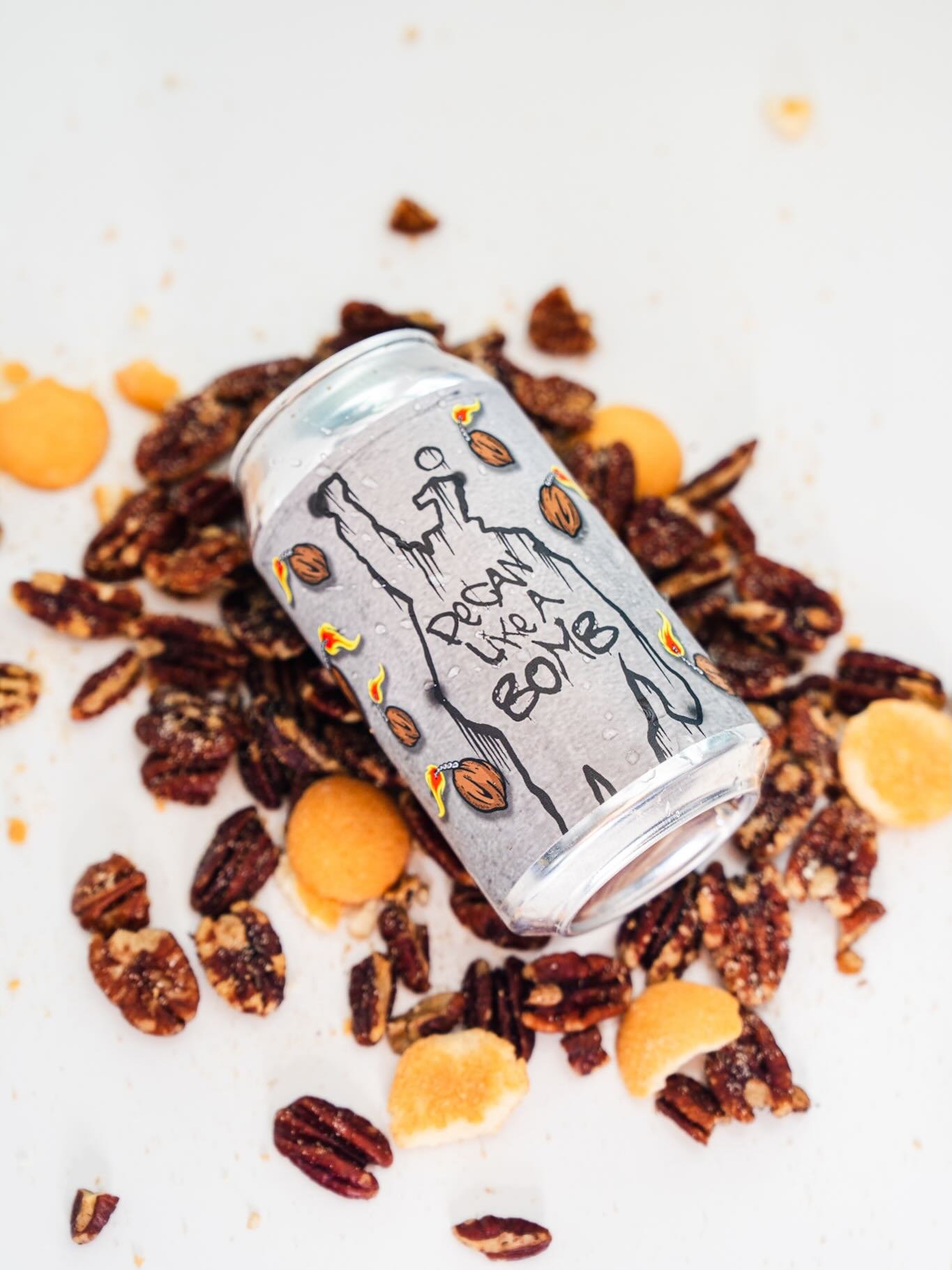 double down on the @imprintbeerco this weekend. 

💣 Bourbon Barrel Aged Pecan Like A Bomb &mdash; 18 months in bourbon barrels &mdash; Conditioned on house roasted pecans, candied pecans &amp; homemade pecan pies.

🍌 Sticky Situation Imperial Stout