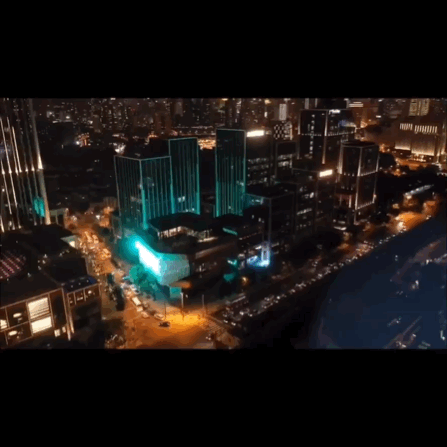 打開Tiffany知更鳥藍的璀璨寶盒 : 「匠心妙藝」珠寶展 與 限量下午茶 ｜上海復星藝術中心