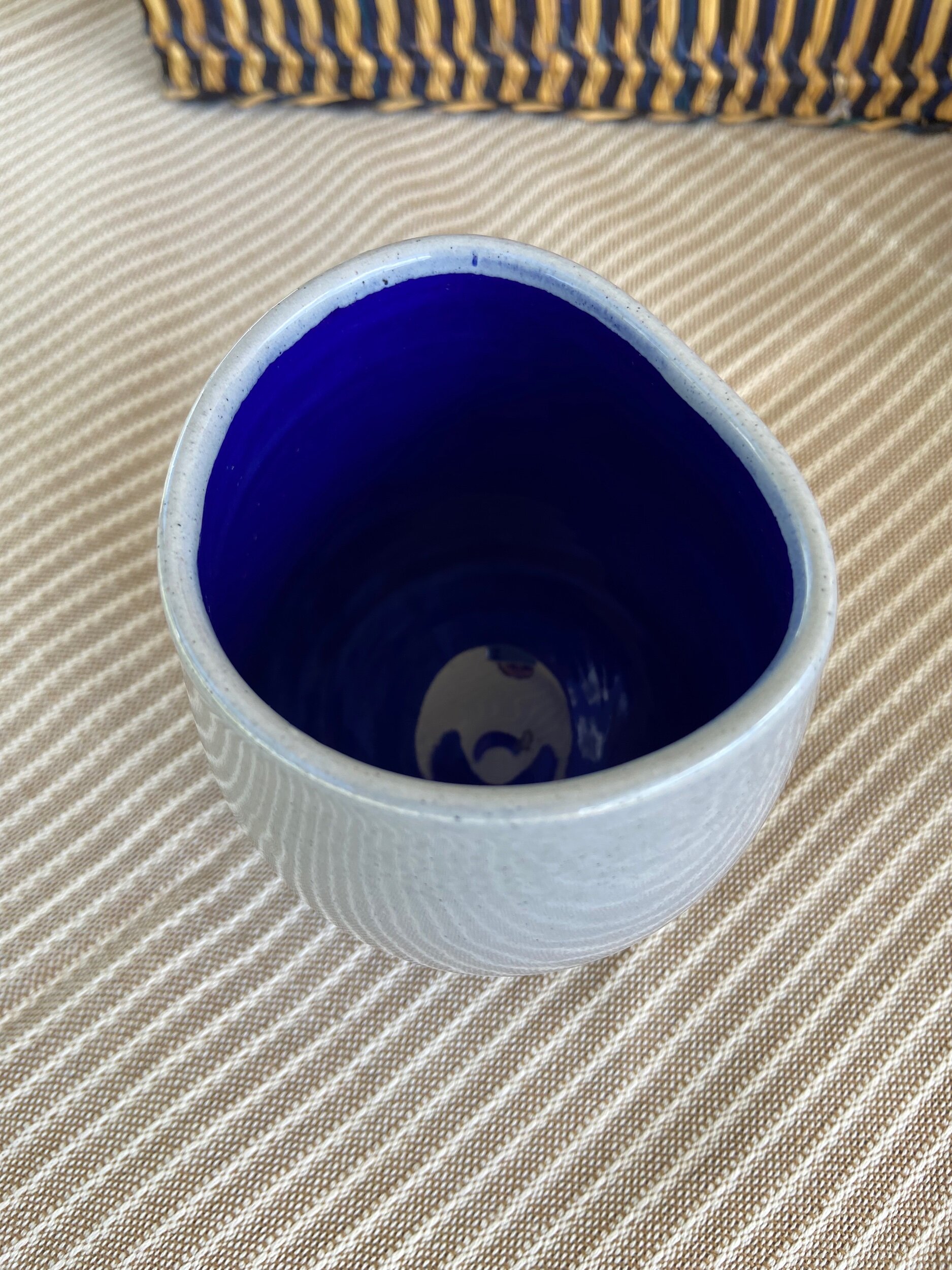 6A2C1D80-8082-46F2-AB77-648A50E6C47A