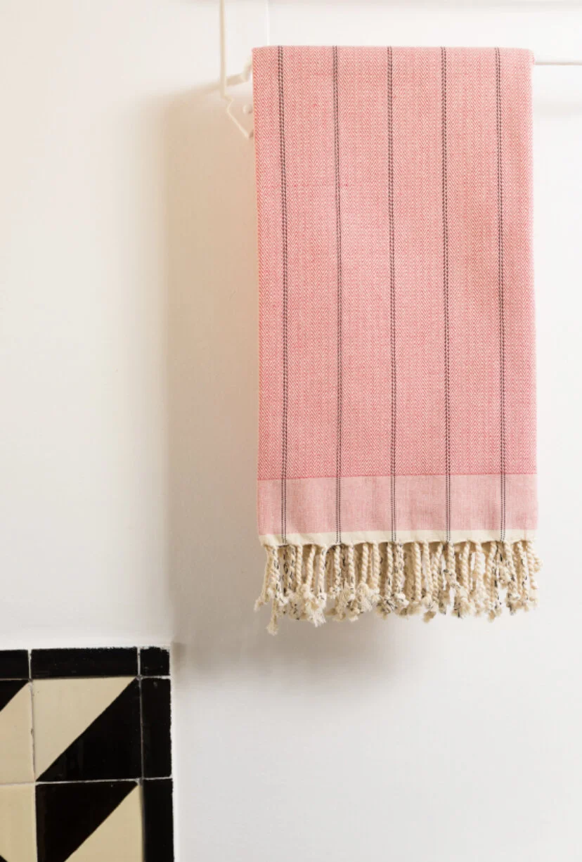 37F0BBEB-99B8-4A38-8E07-4D927E53D480