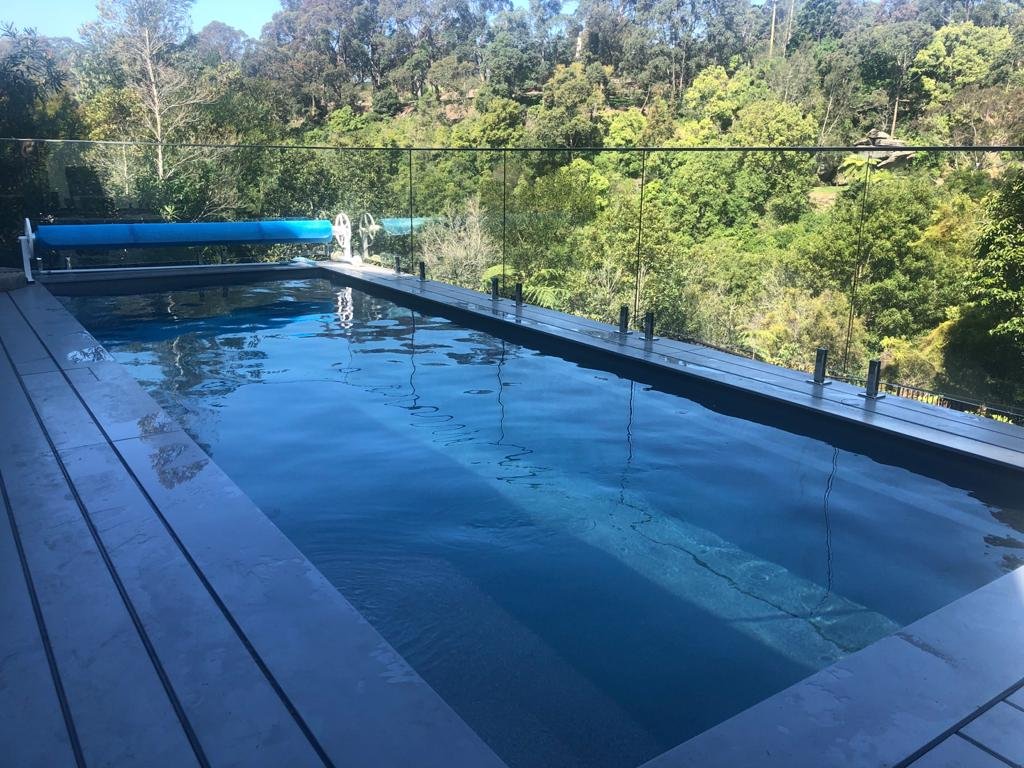  Private swimming pool with views of bushland 