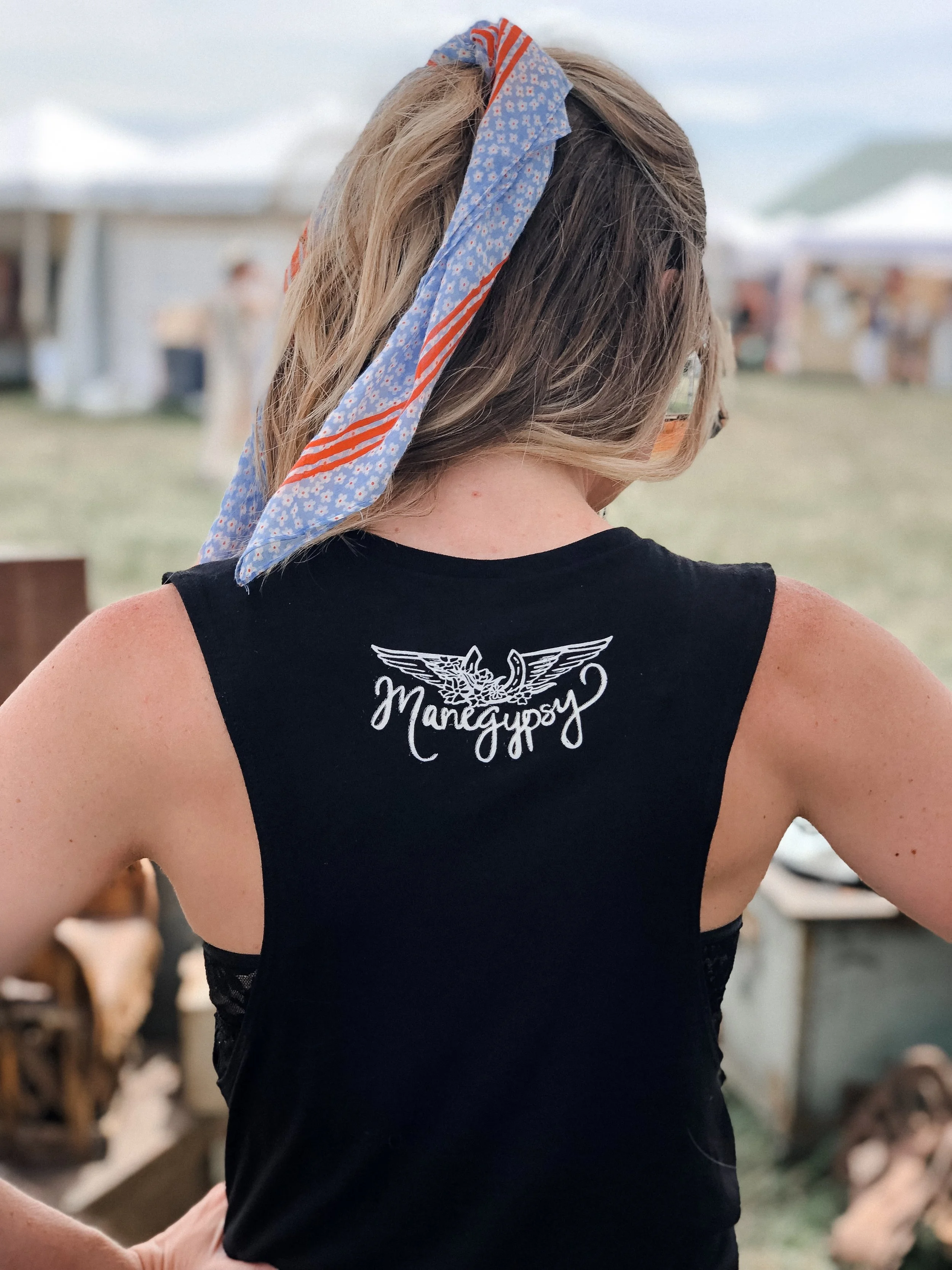 FEEB74F9-D56D-4051-964A-7AED04DA5BD6