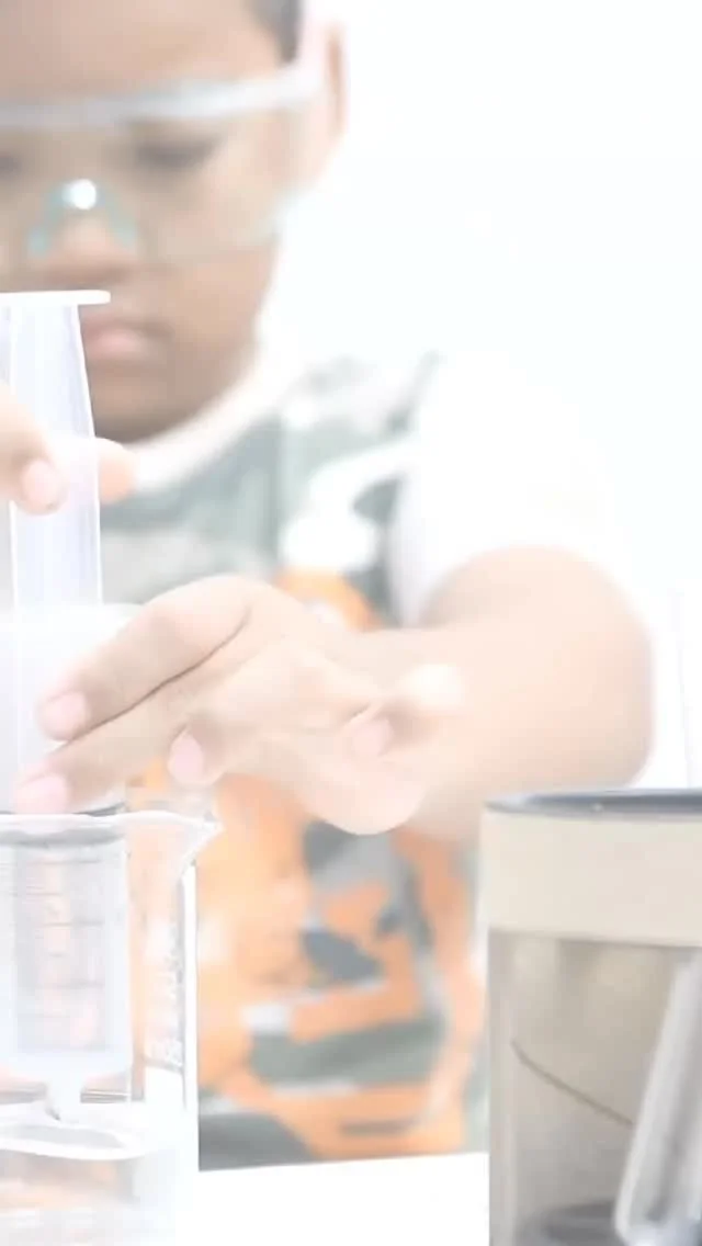 Learning sticks when children can see, touch, and create. 🎨🧠
At Istoria, we believe knowledge comes alive through hands-on projects and meaningful exploration.
Because when students experience learning for themselves, they remember it for life. ✨.