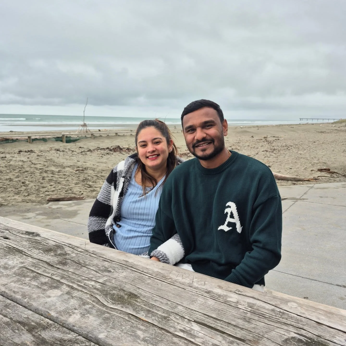2 x registry ceremonies down at my favourite spot today 🥰 it was pretty windy but the rain held off! 

Why choose a Registry Ceremony? 

👉 A &amp; D chose to sign their legal paperwork in NZ after a big celebration in India with family and friends 