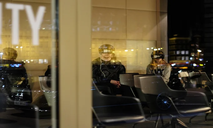 5 virtual-reality-goggles-682X410.jpg