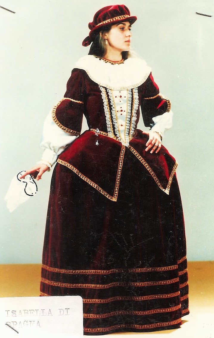 isabella-di-spagna-sartoria-brucaliffo.jpg