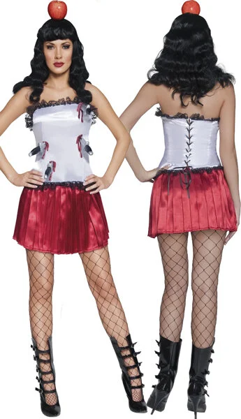 Assistente lanciatore coltelli.jpg