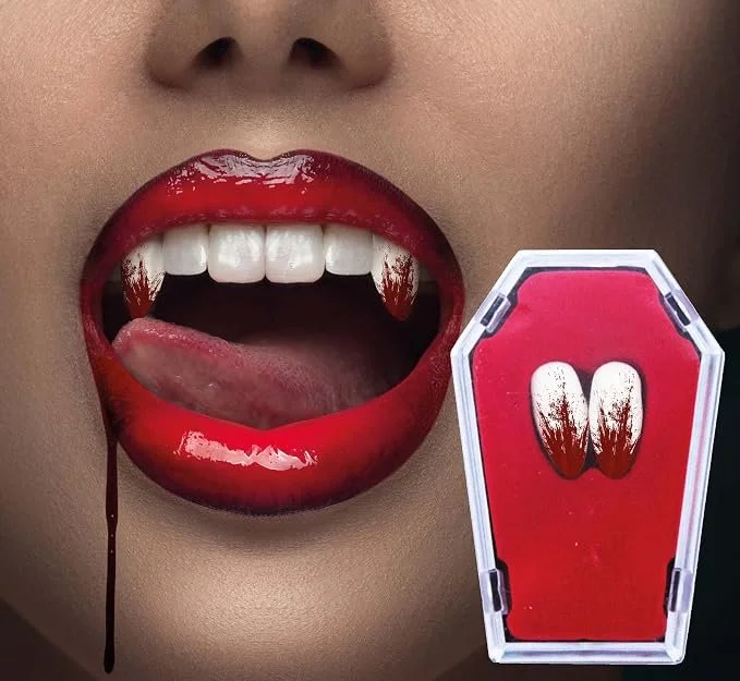 denti-vampiro-insanguinati-termoplastica-20908-guirca-brucaliffo.jpg