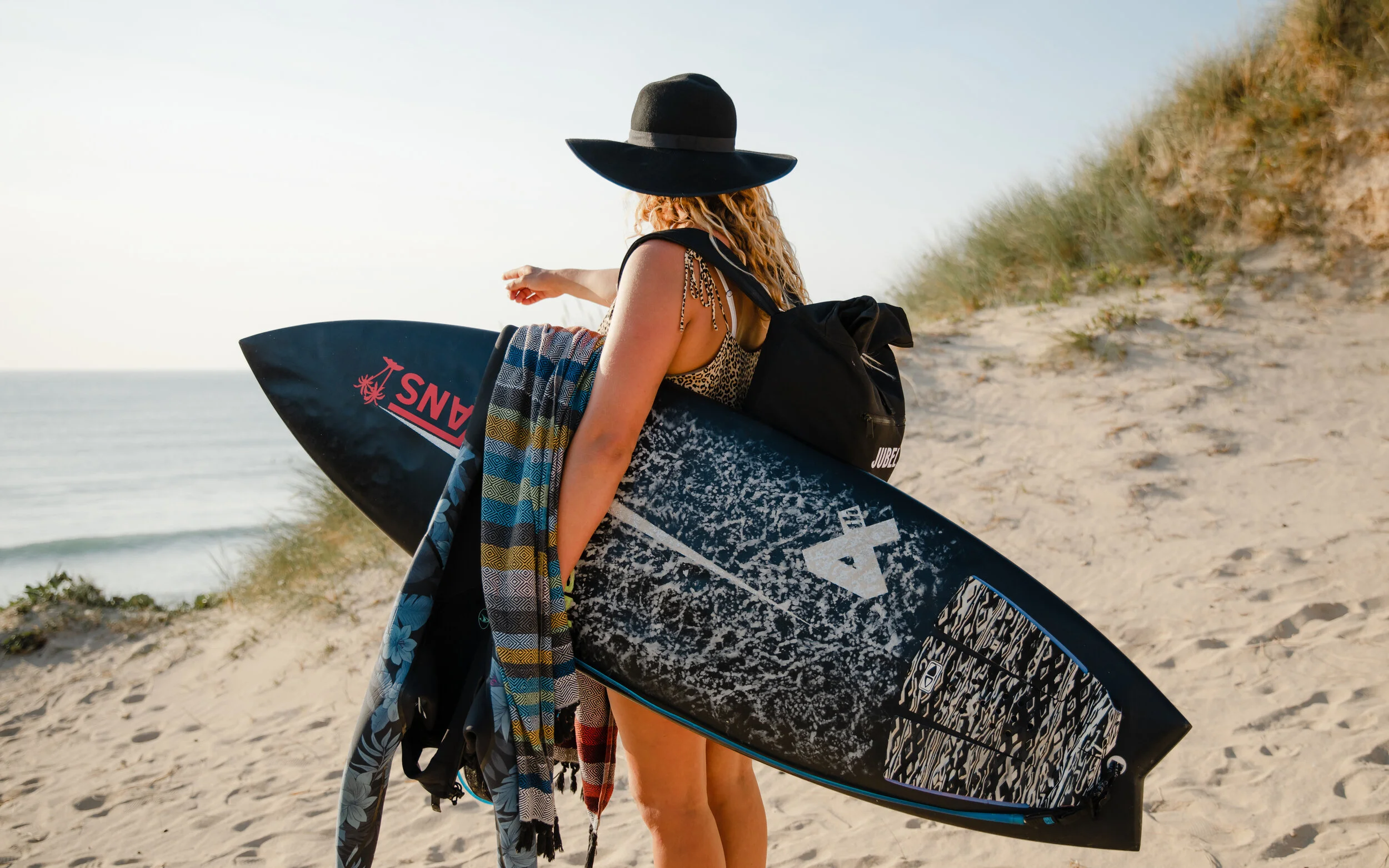 Waves Liquid Gold Carrick Roads