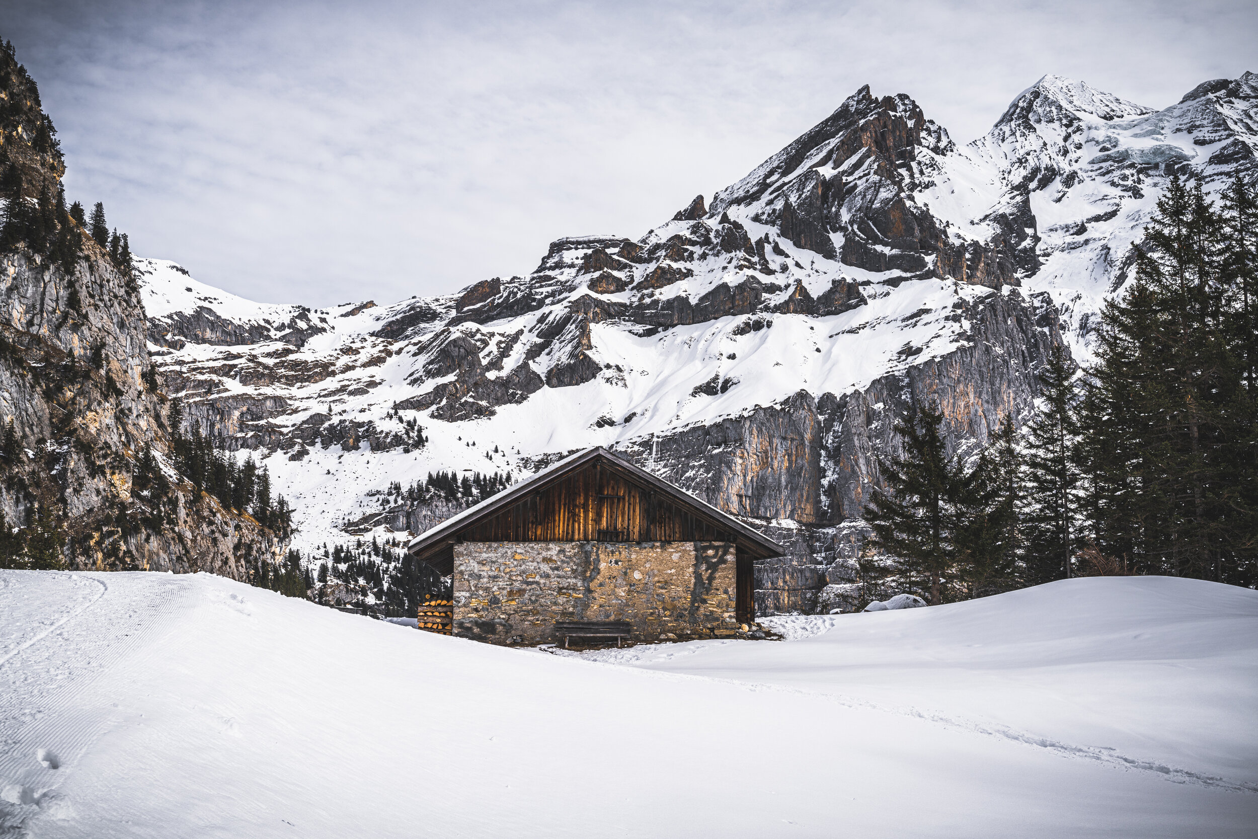 Le Lac Oeschinensee en hiver