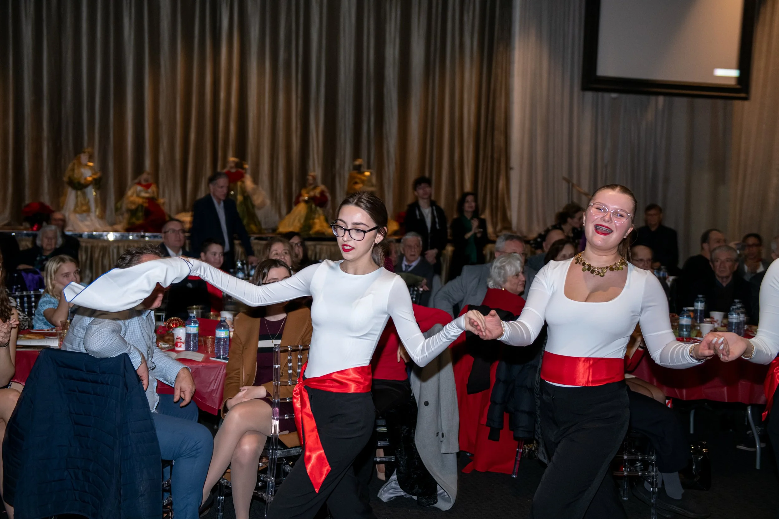 AllSaintsGOCChristmasPartyDec17th2023HighRes(264).jpg