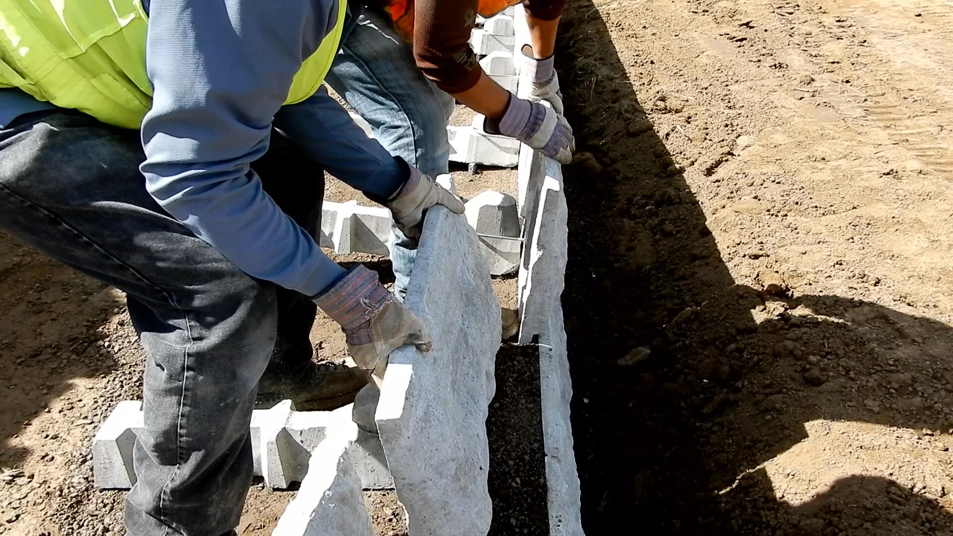 Engineering Lock Load Retaining Wall