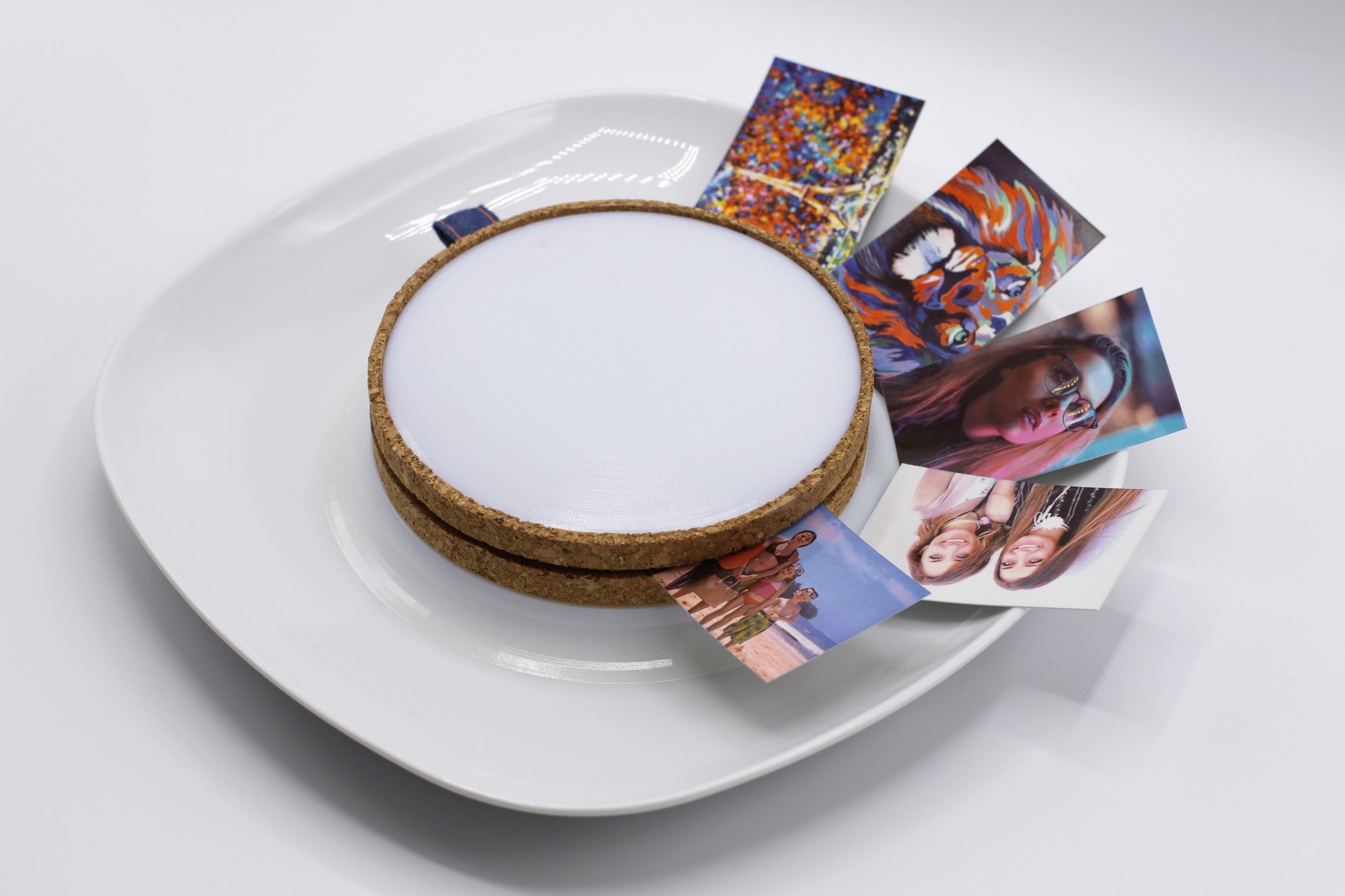 Carousel prototype used in cafe’ study.