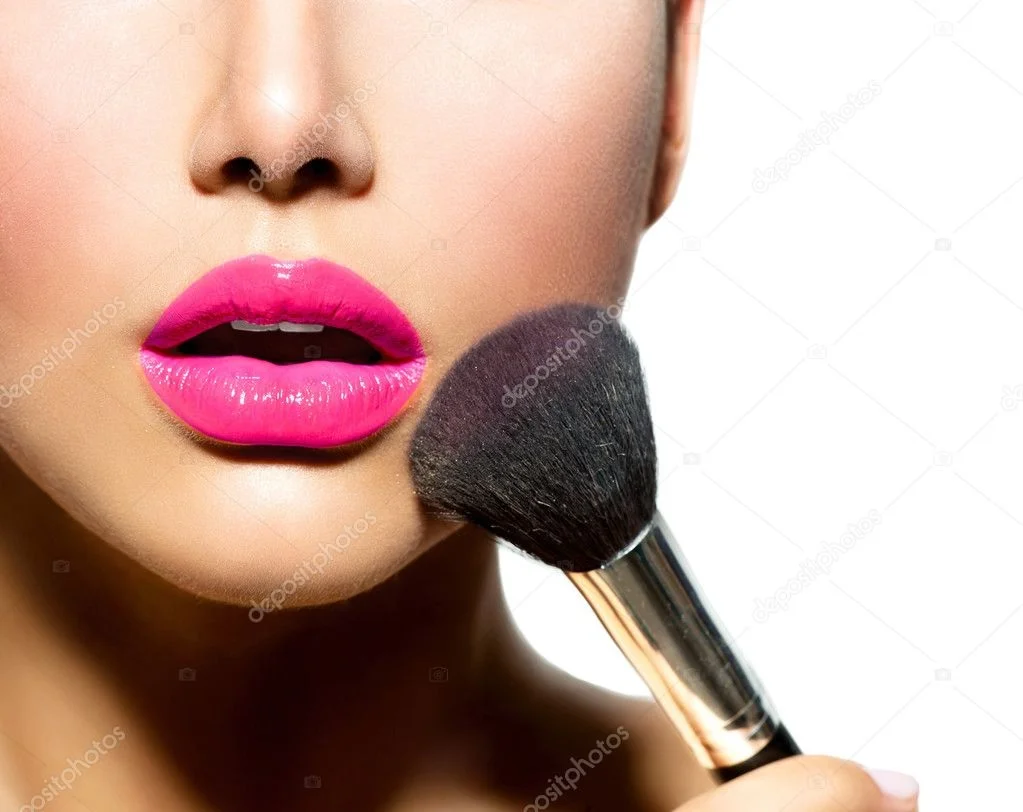 depositphotos_35710157-stock-photo-make-up-applying-closeup-cosmetic.jpg