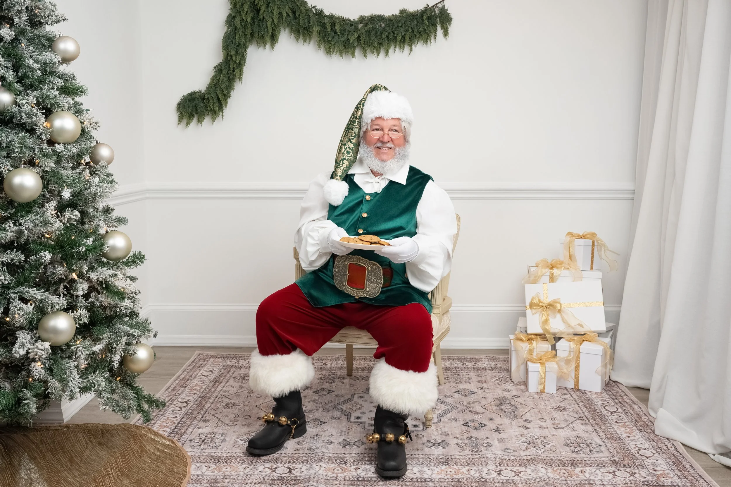 Mia Rose Photography 2026 - Santa - Websize-9.jpg