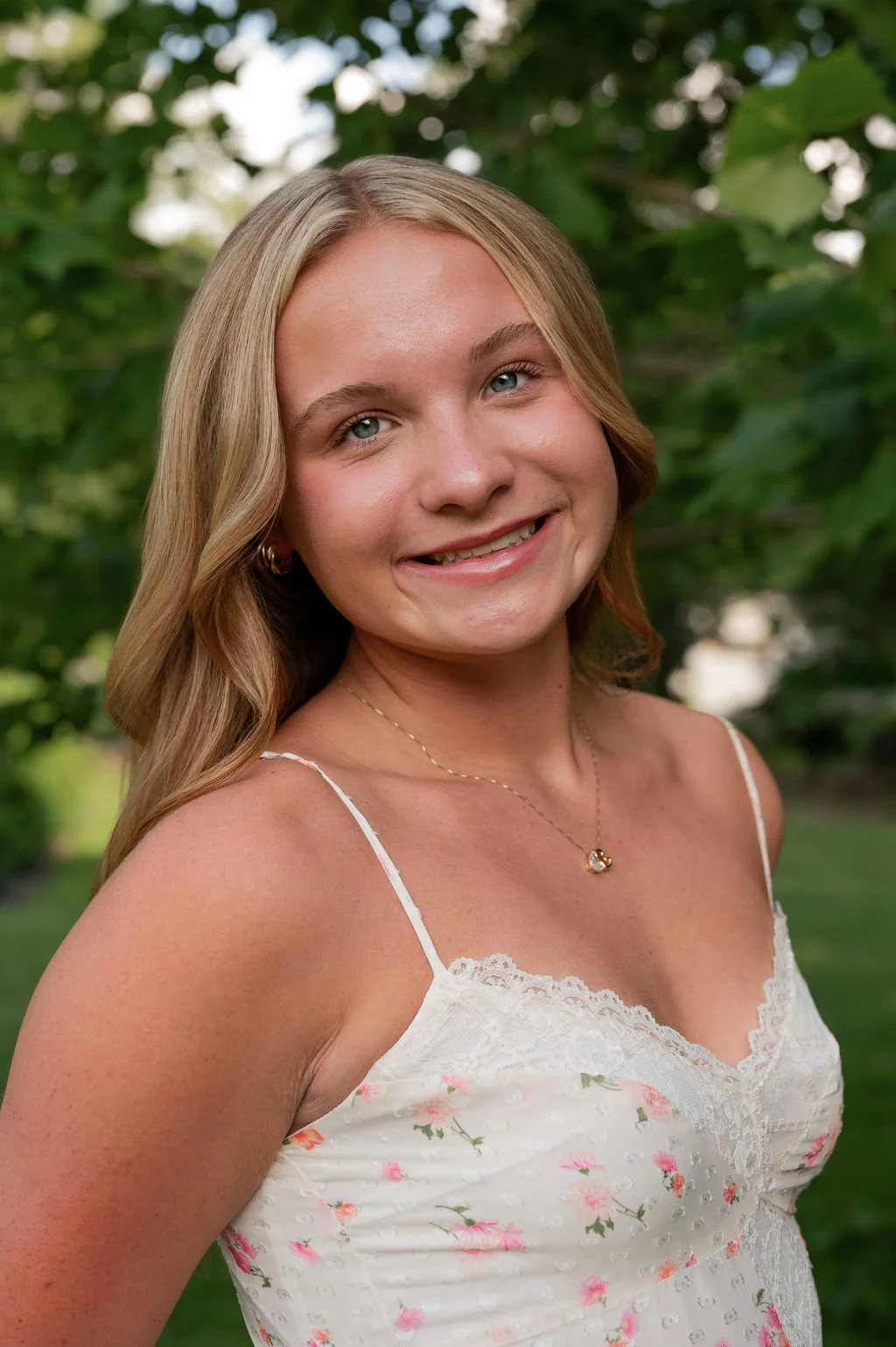 MIAROSEPHOTOGRAPHY2026-GRACE'SSENIORYEAR-MEREDITHTOMLINSON-10.jpg