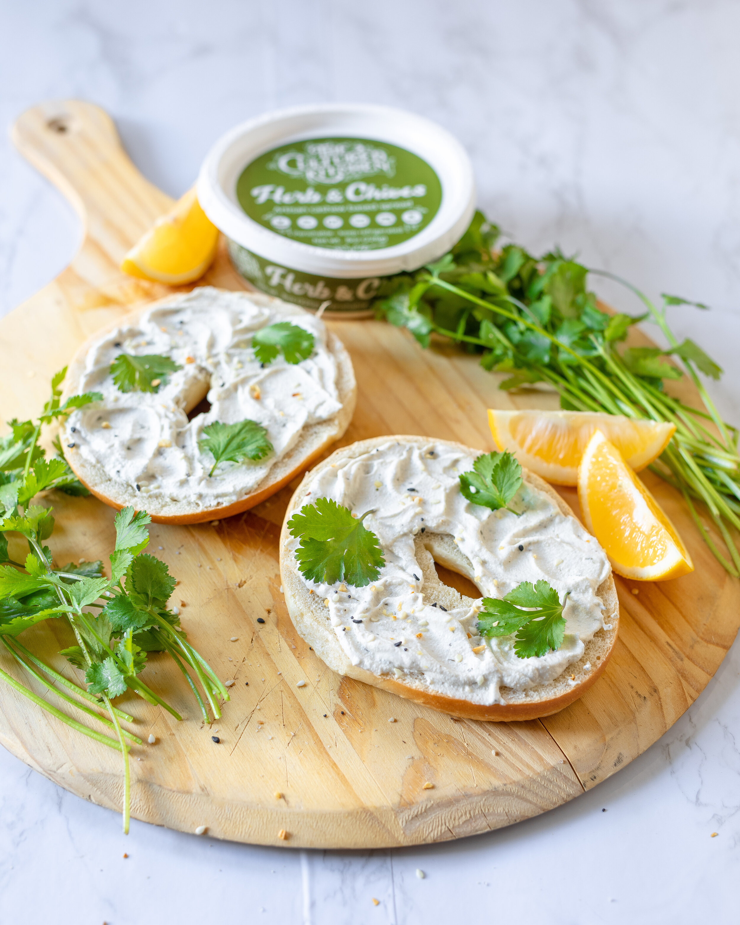 cream cheese and bagel