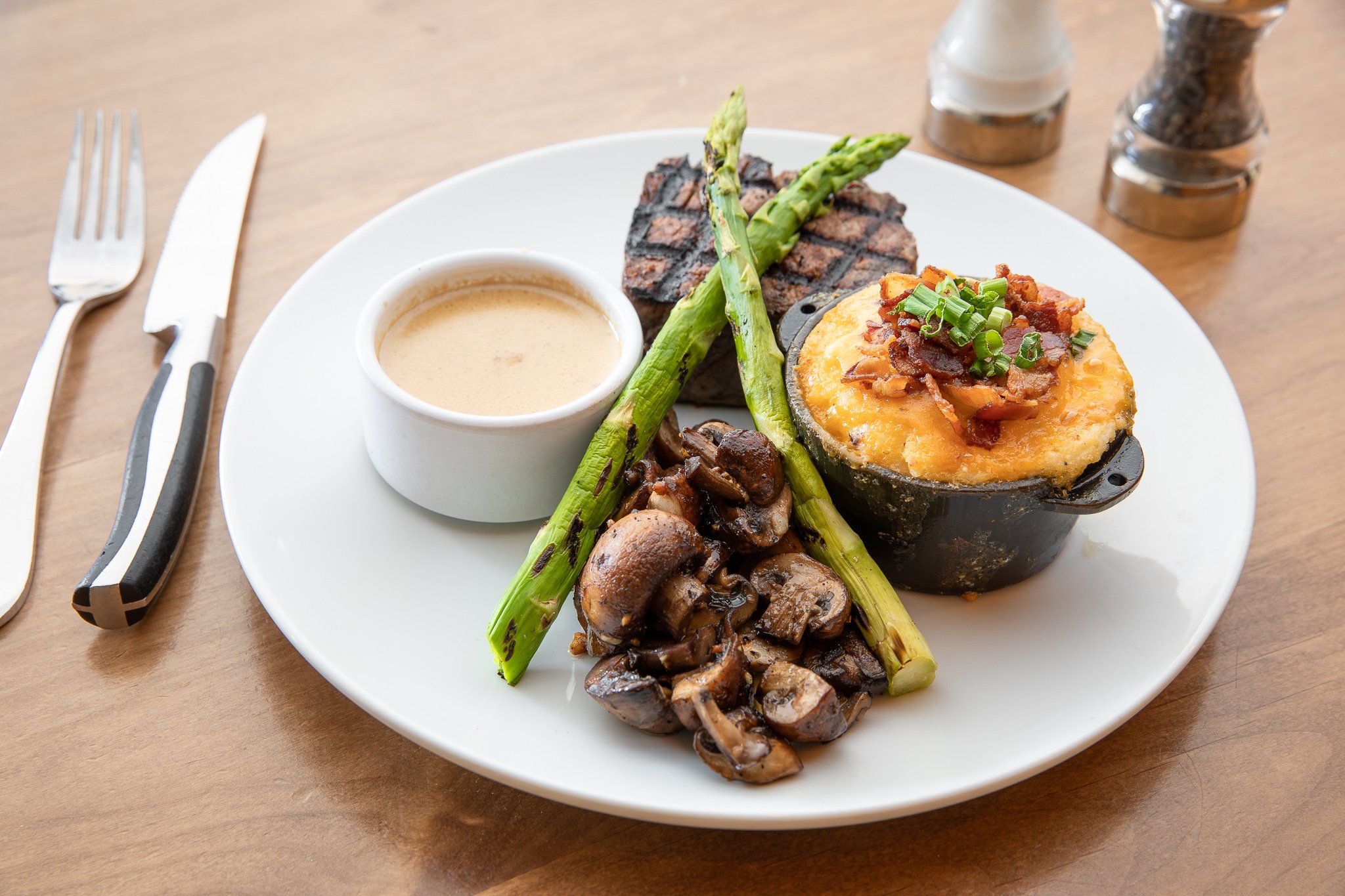 steak and mushrooms