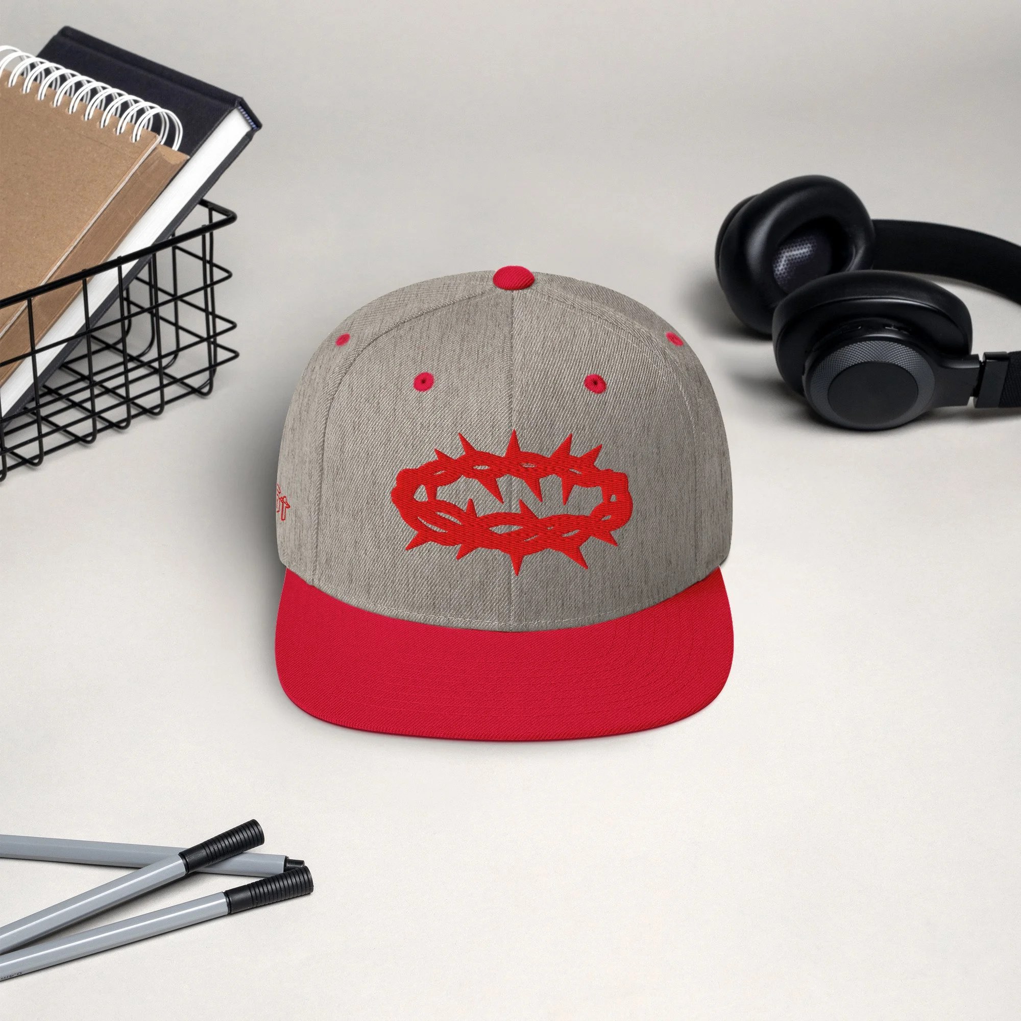 classic-snapback-heather-grey-red-front-6a6a4d514c304.jpg